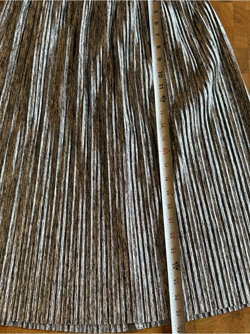 Joe B Pleated Metallic Silver and Black Midi Skirt - Picture 3 of 5